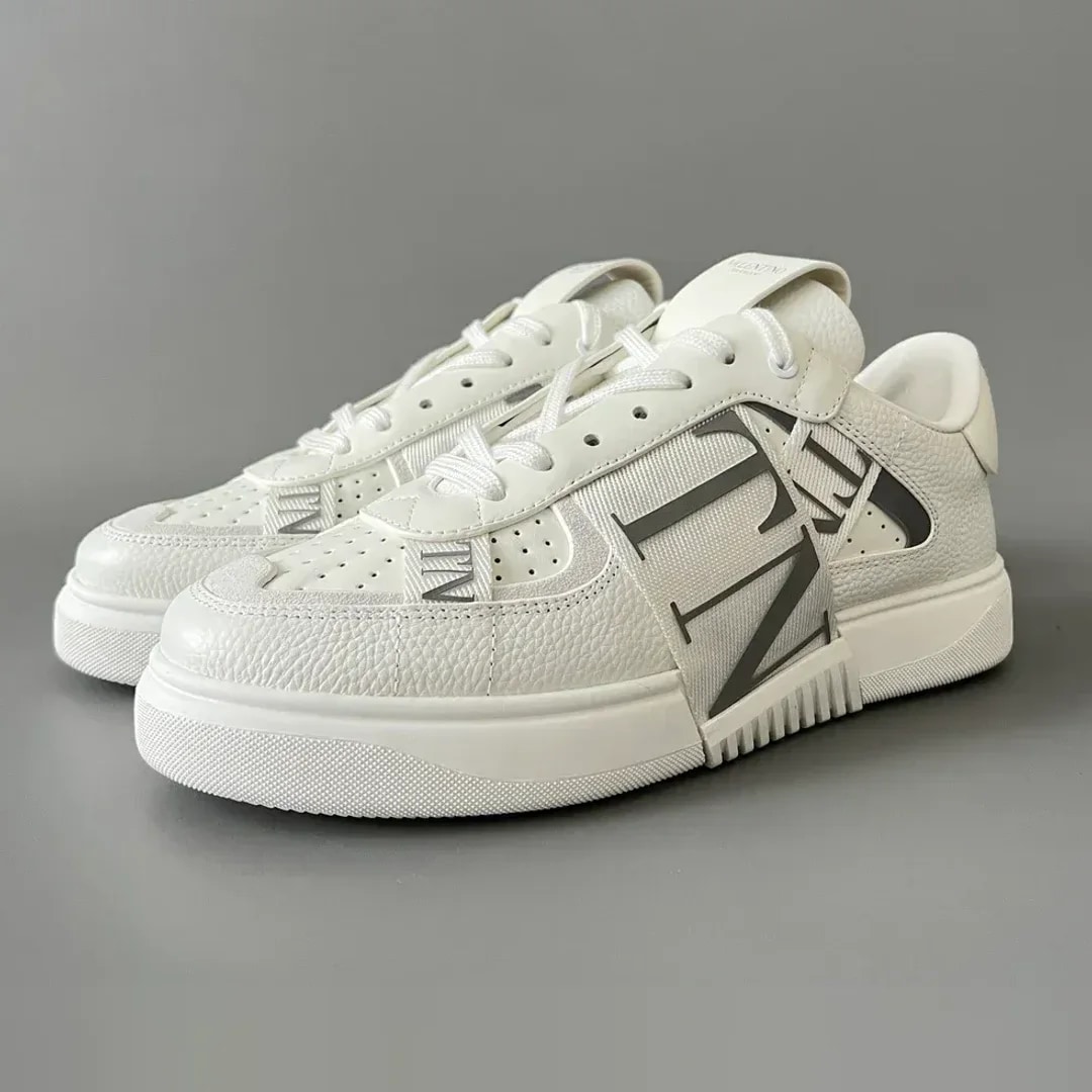 Valentino Garavani Low-Top Calfskin VL7N Sneaker With Bands