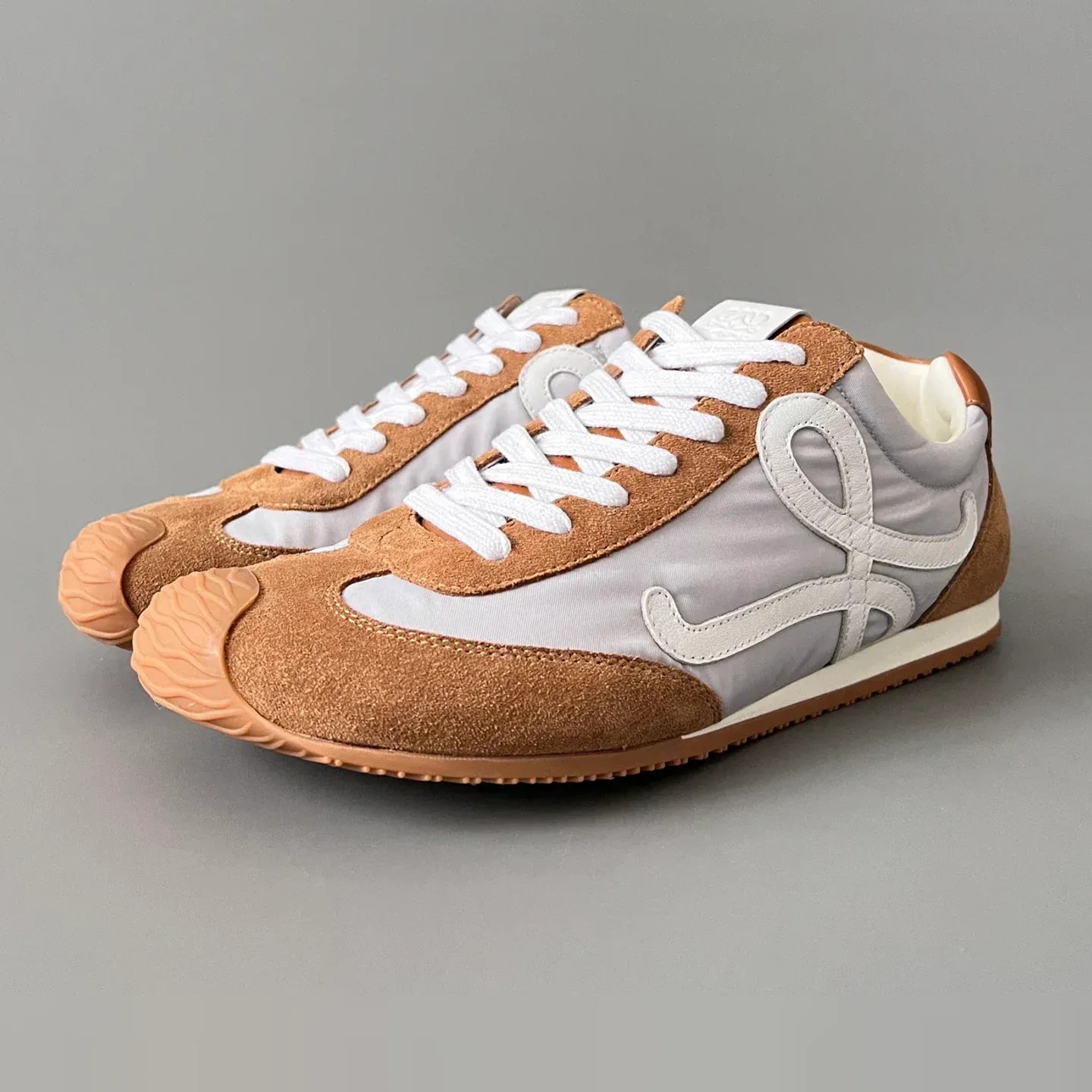Loewe Ballet Runner 2.0