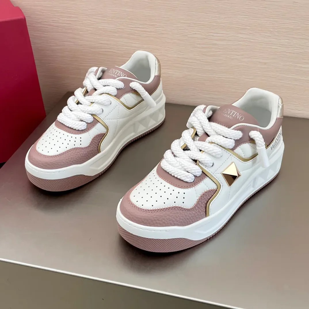 Valentino Garavani One Stud XL Sneaker