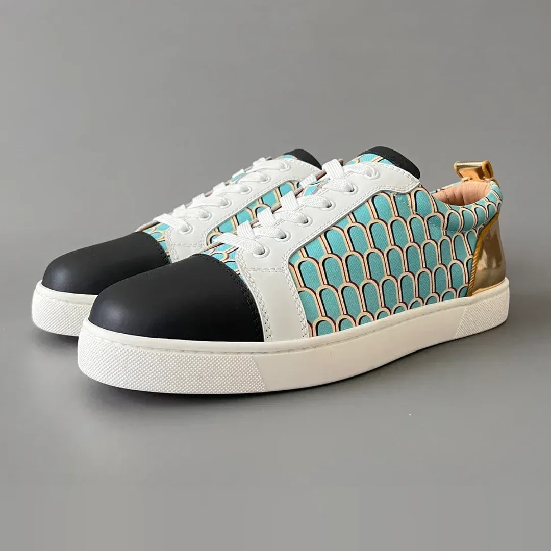 Christian Louboutin Louis Junior Spikes