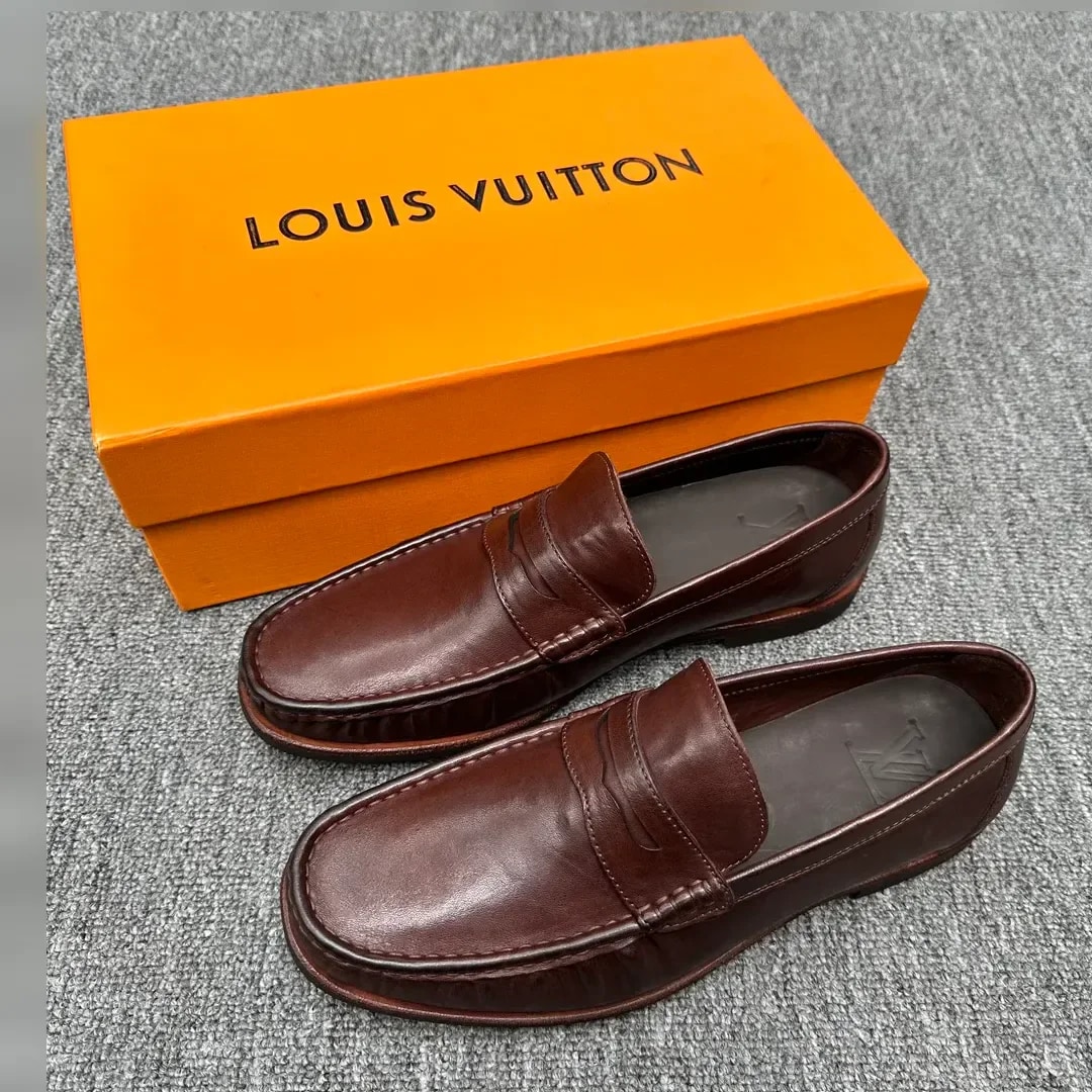 Louis Vuitton Washed-leather Penny Loafer