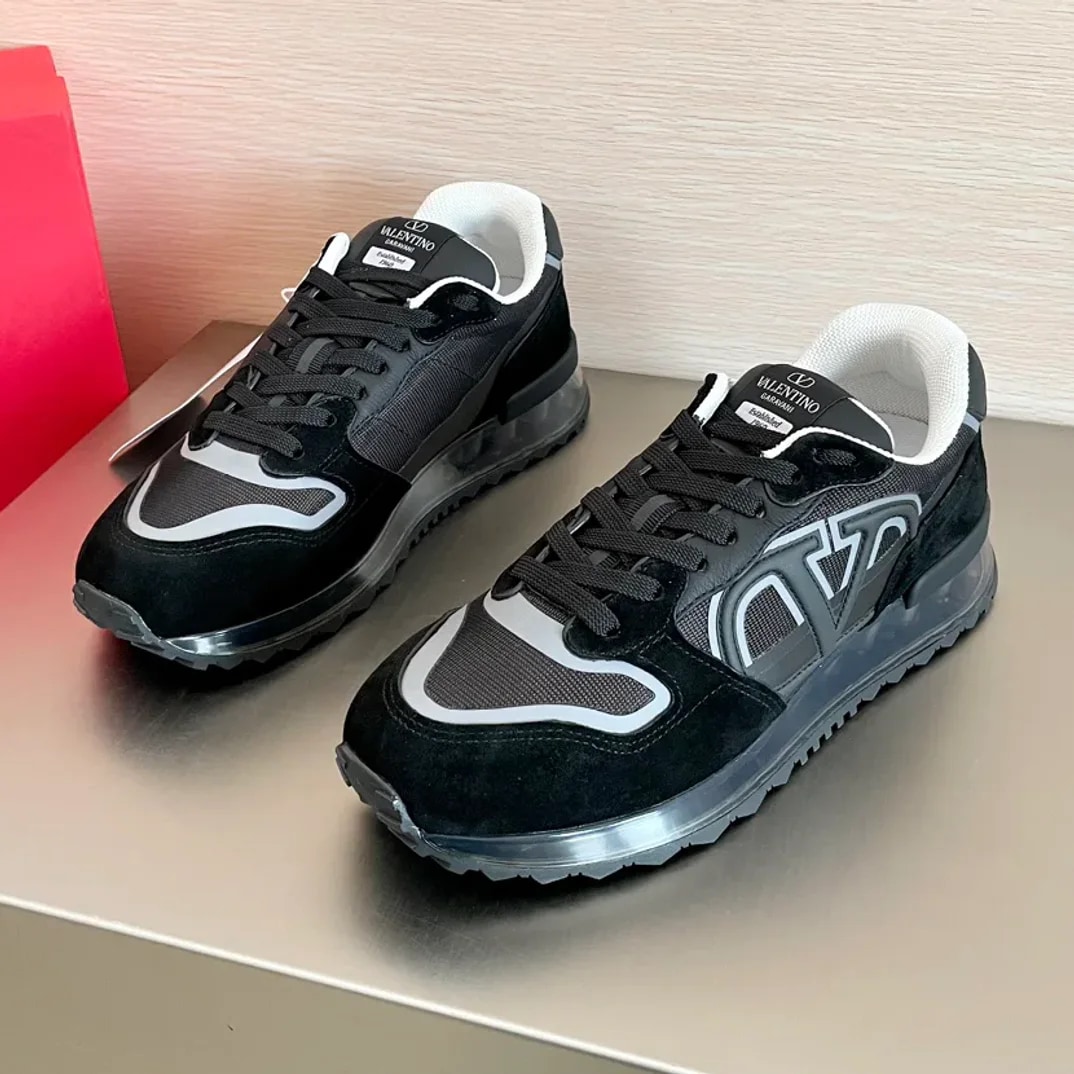 Valentino Garavani VLogo Air-cushion Sneaker