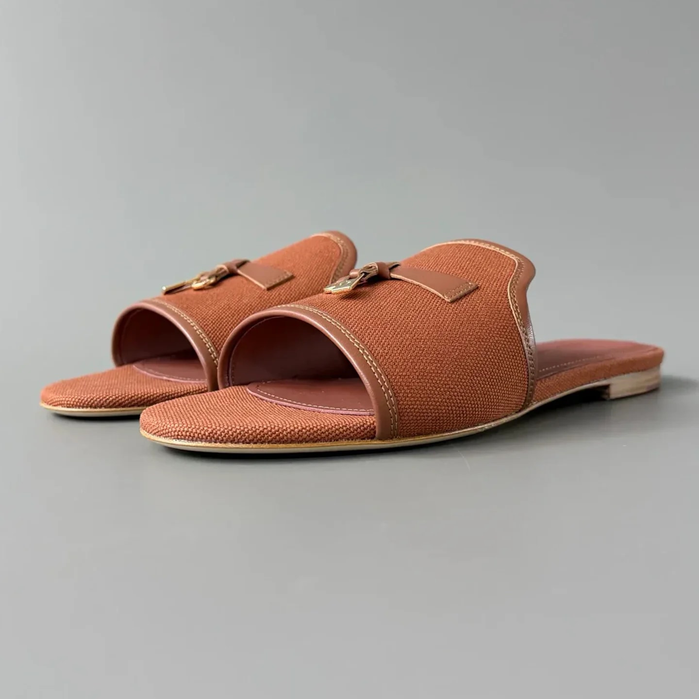 Loro Piana Summer Charms Sandal