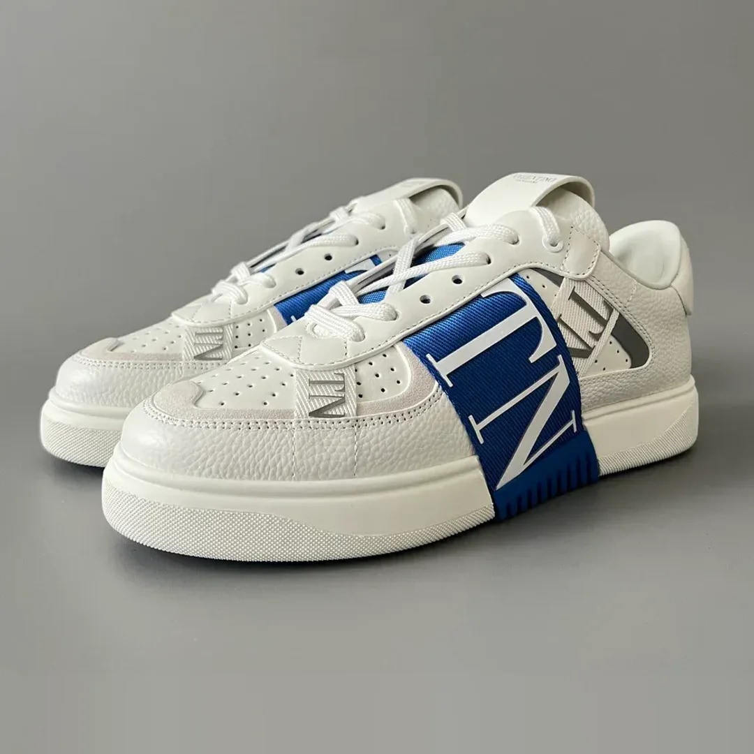 Valentino Garavani Low-Top Calfskin VL7N Sneaker With Bands