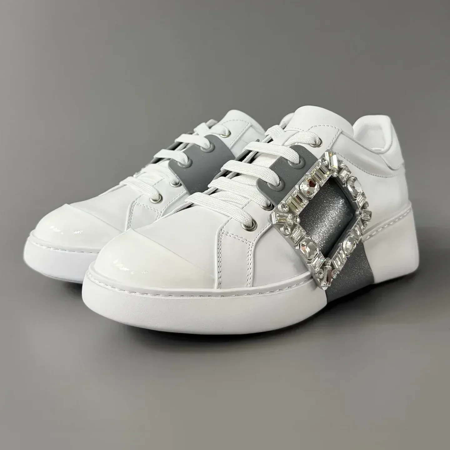 Roger Vivier Viv' Skate Strass Sneakers