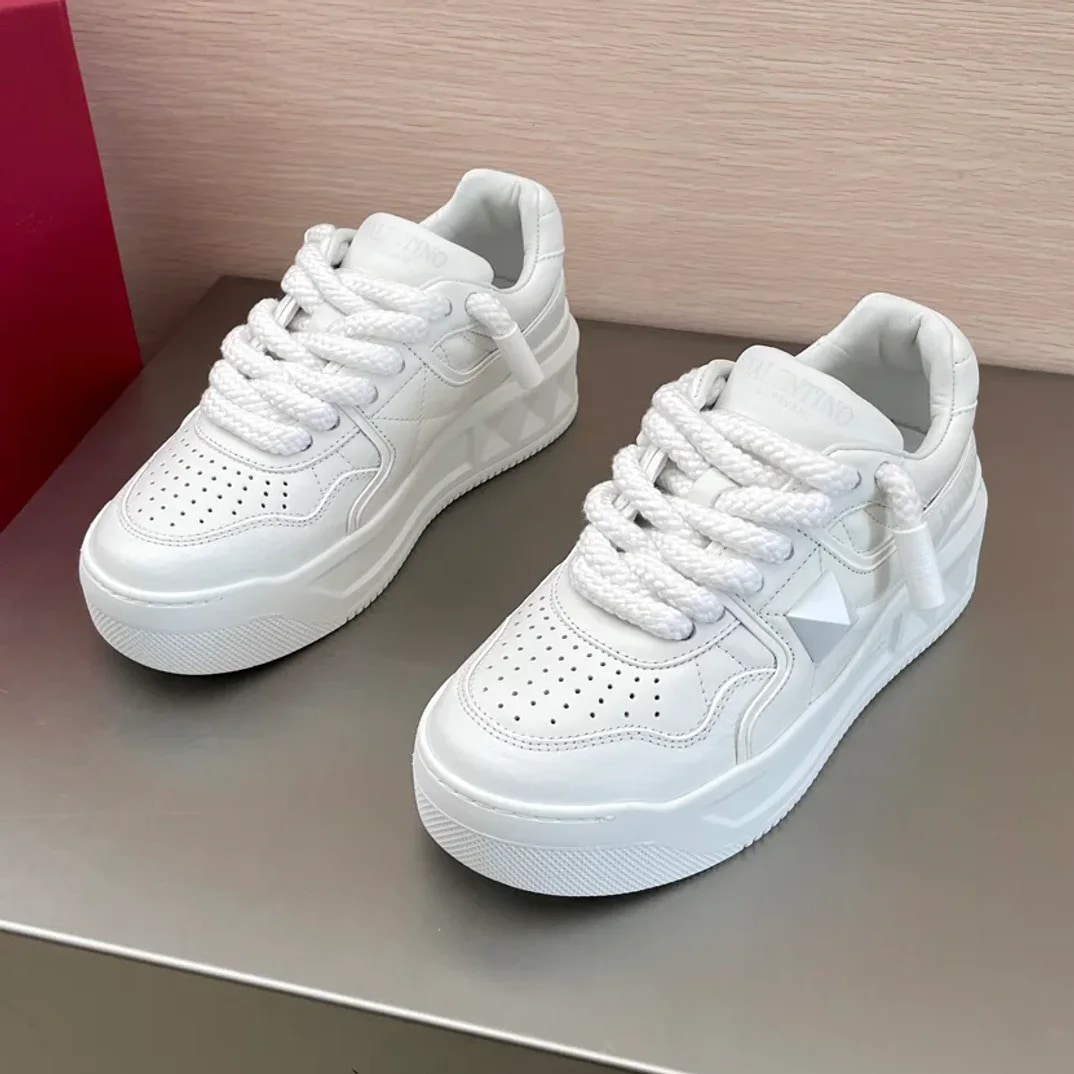 Valentino Garavani One Stud XL Sneaker