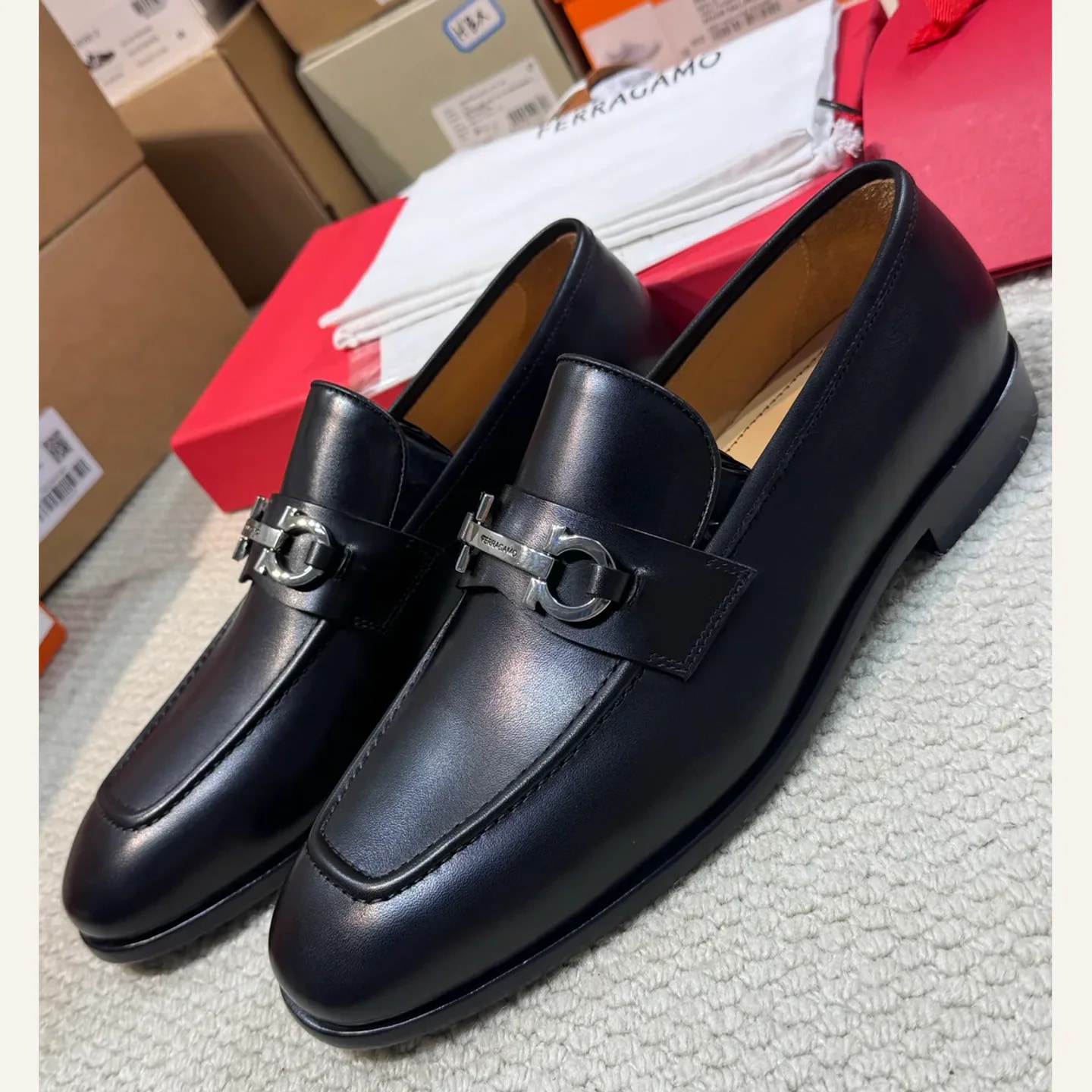 Ferragamo Gancini Loafer