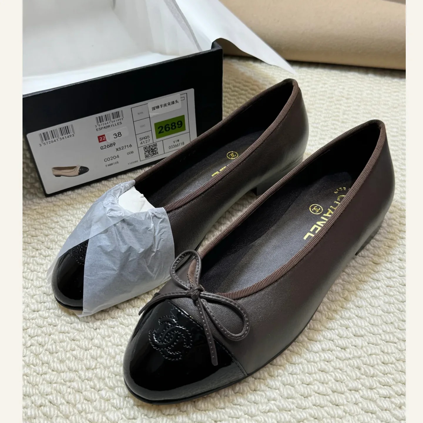 CHANEL Cap-toe Ballerina