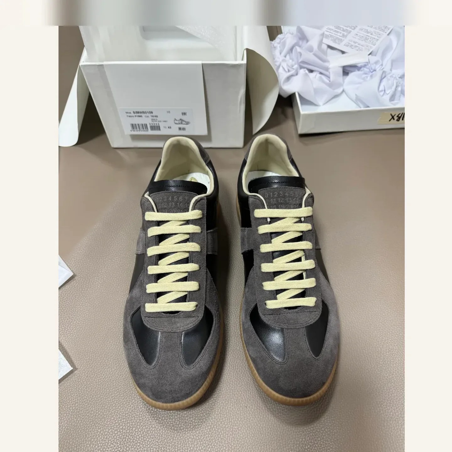 Maison Margiela Replica Sneaker