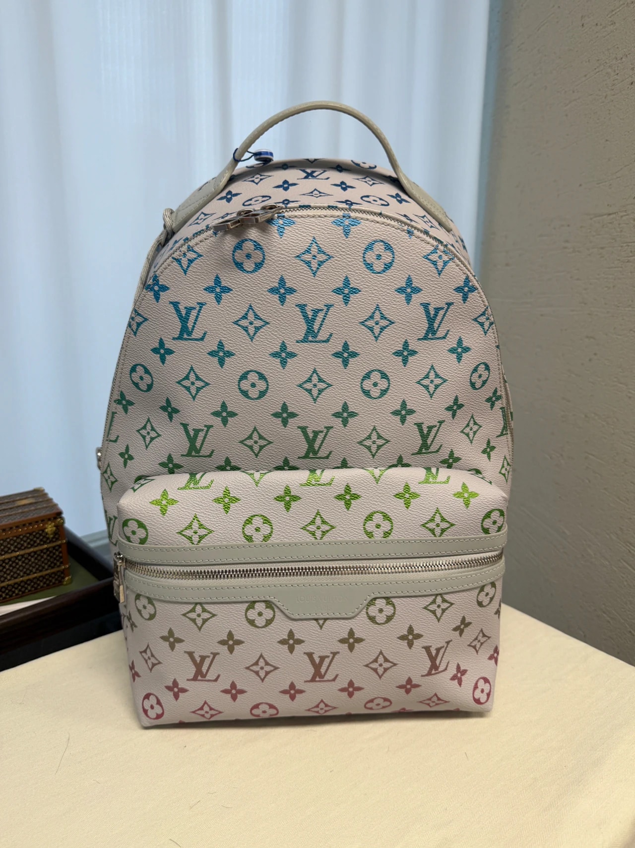 Louis Vuitton Discovery Backpack PM(彩色漸變版本)