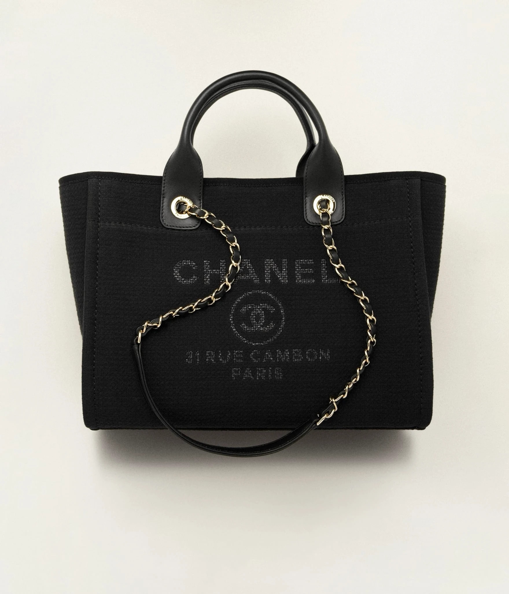 CHANEL Tote
