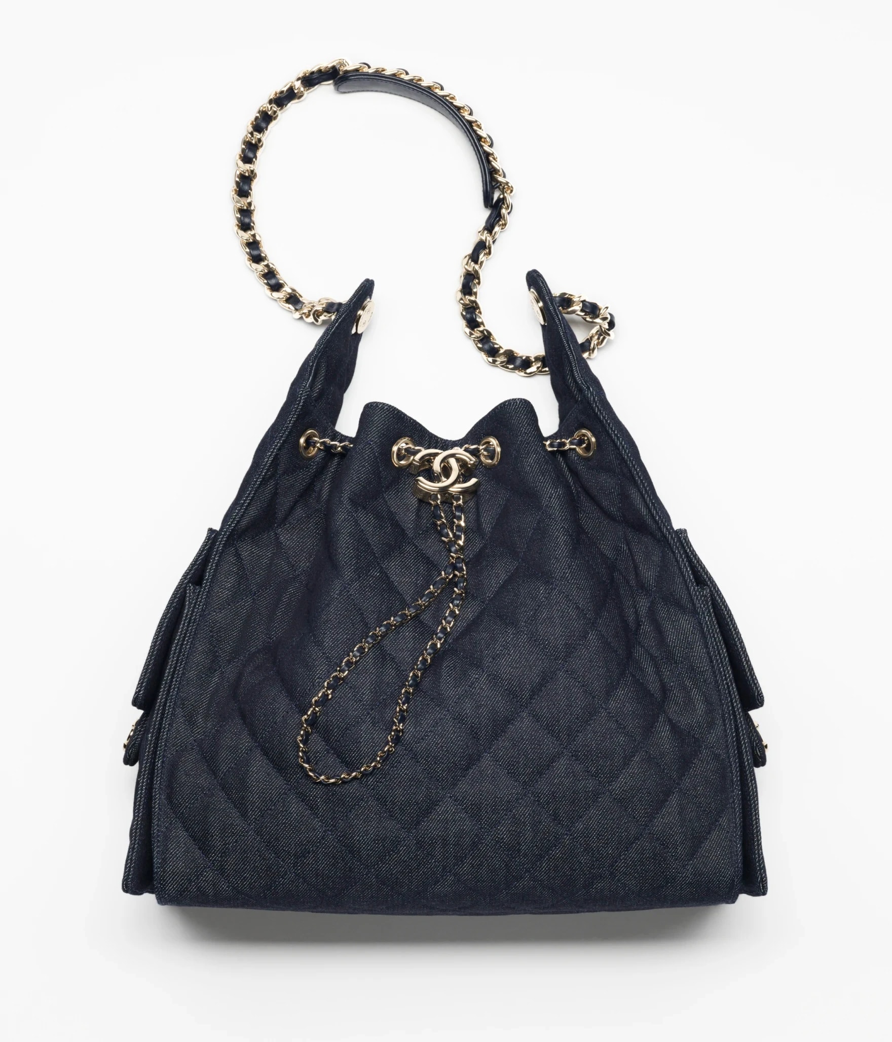 CHANEL 25 Medium Handbag