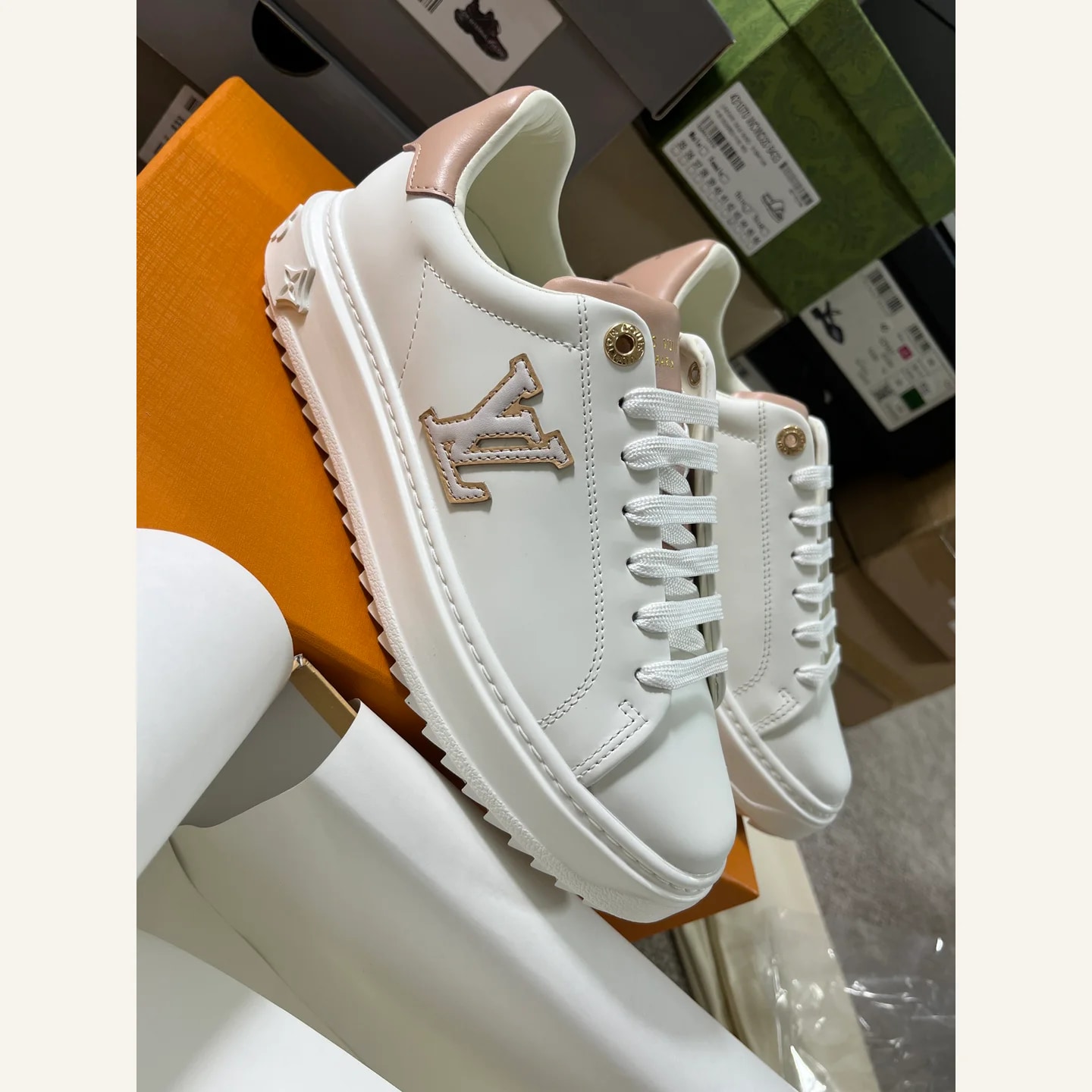 Louis Vuitton Leather Low-top Sneaker