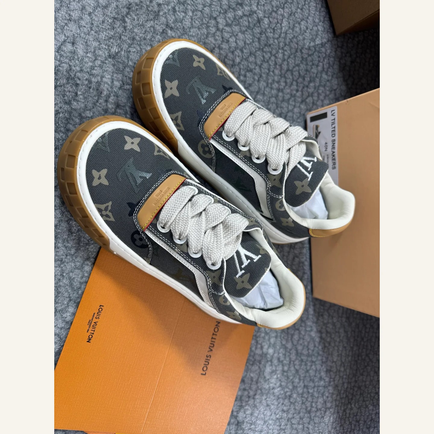 Louis Vuitton LV Trainer Sneaker
