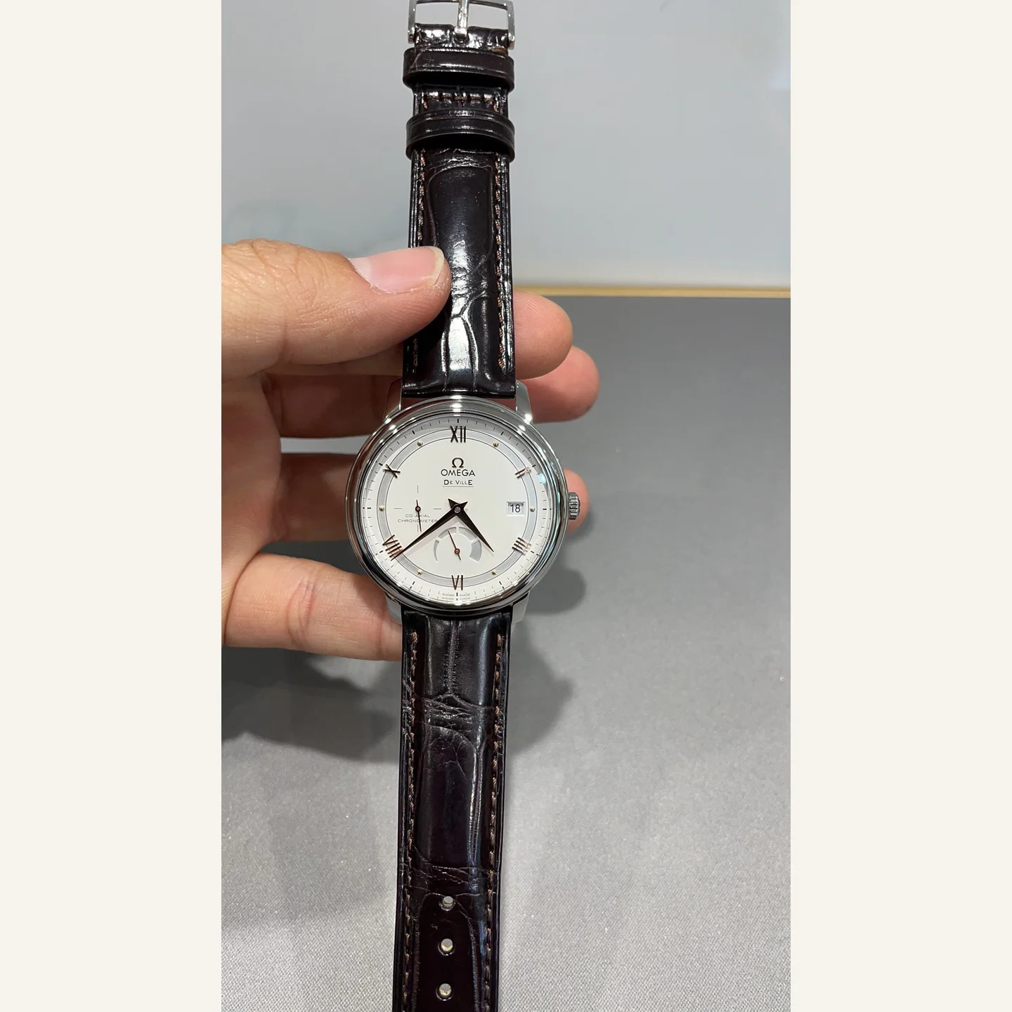 Omega De Ville