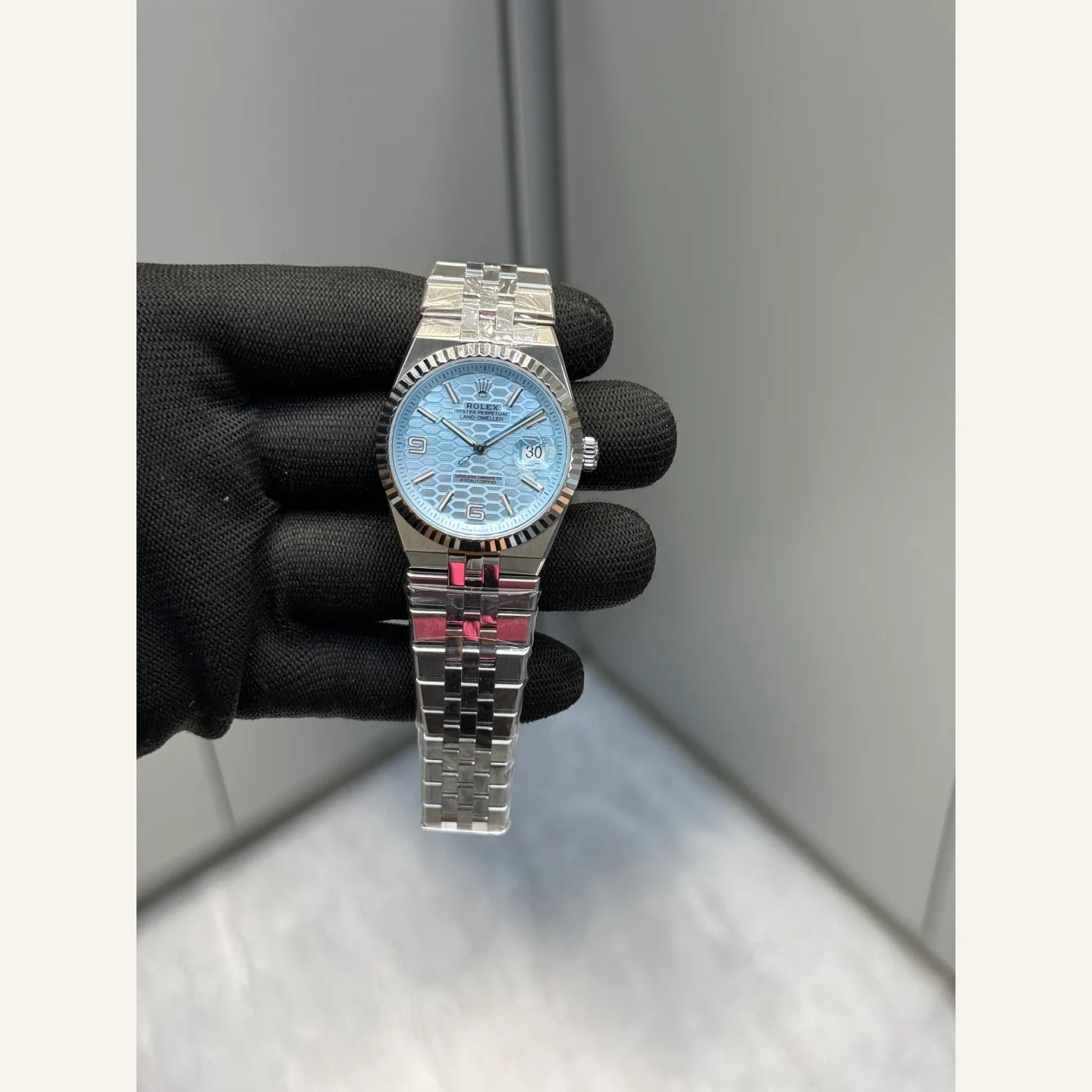 Rolex Land-Dweller