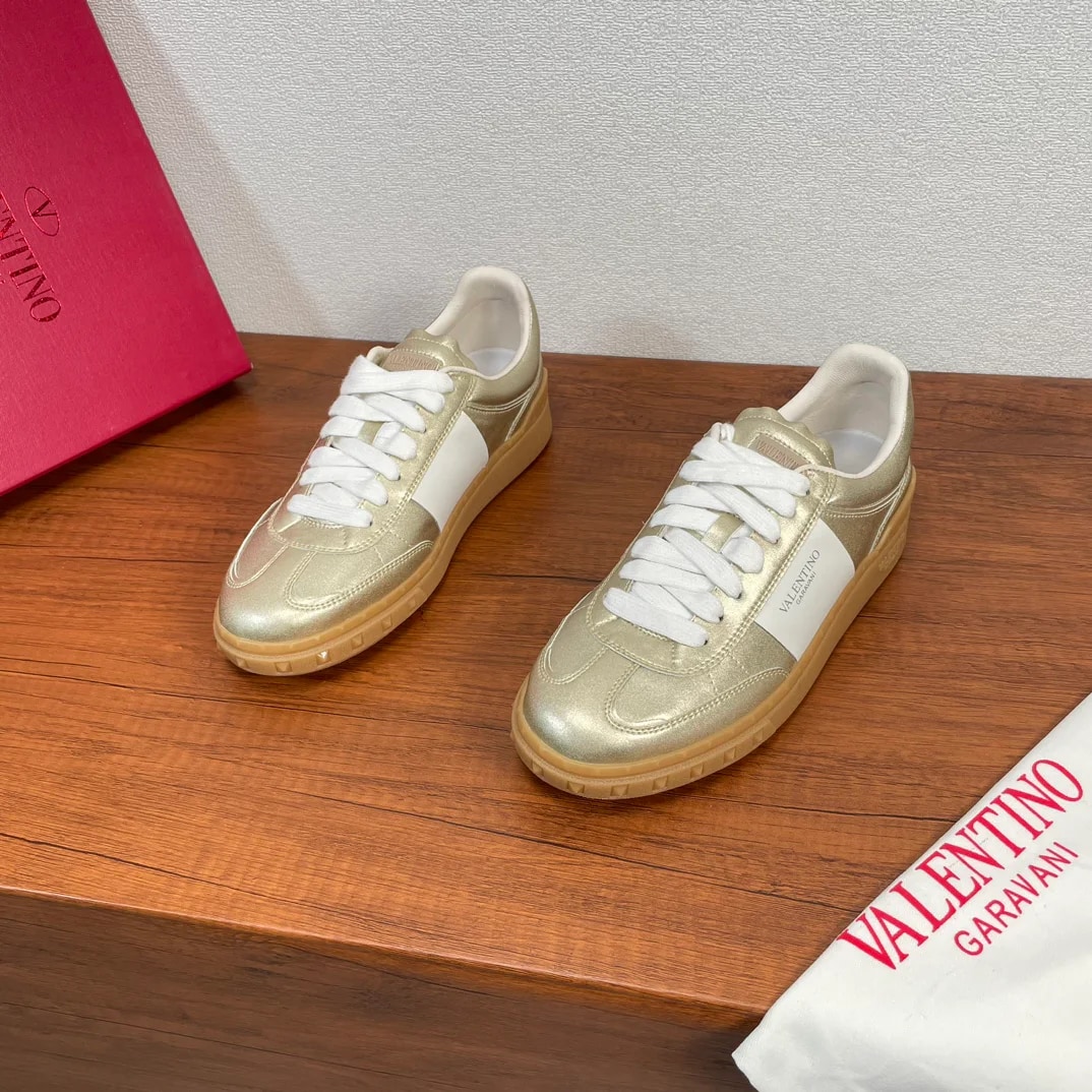 Valentino Garavani Upvillage Sneaker