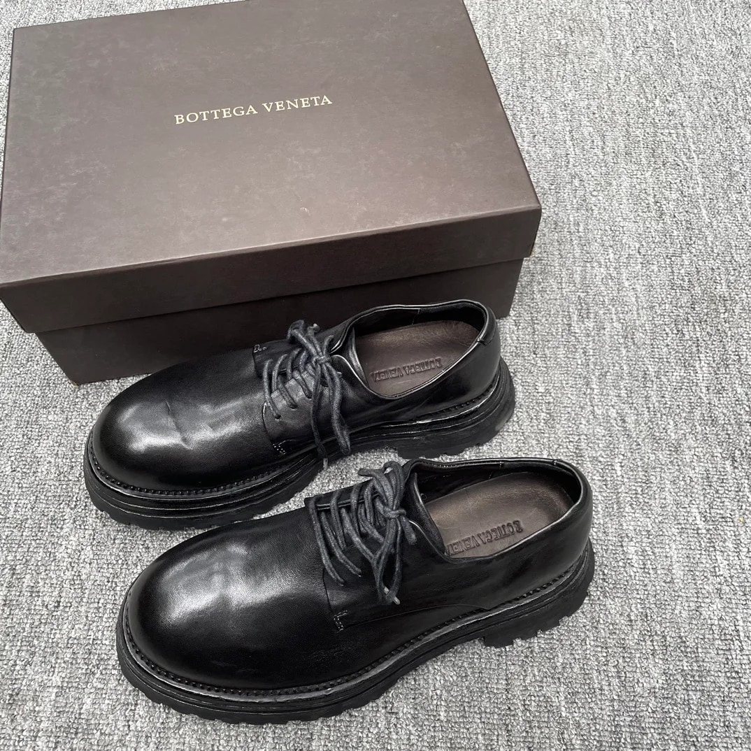Bottega Veneta Washed-leather Derby