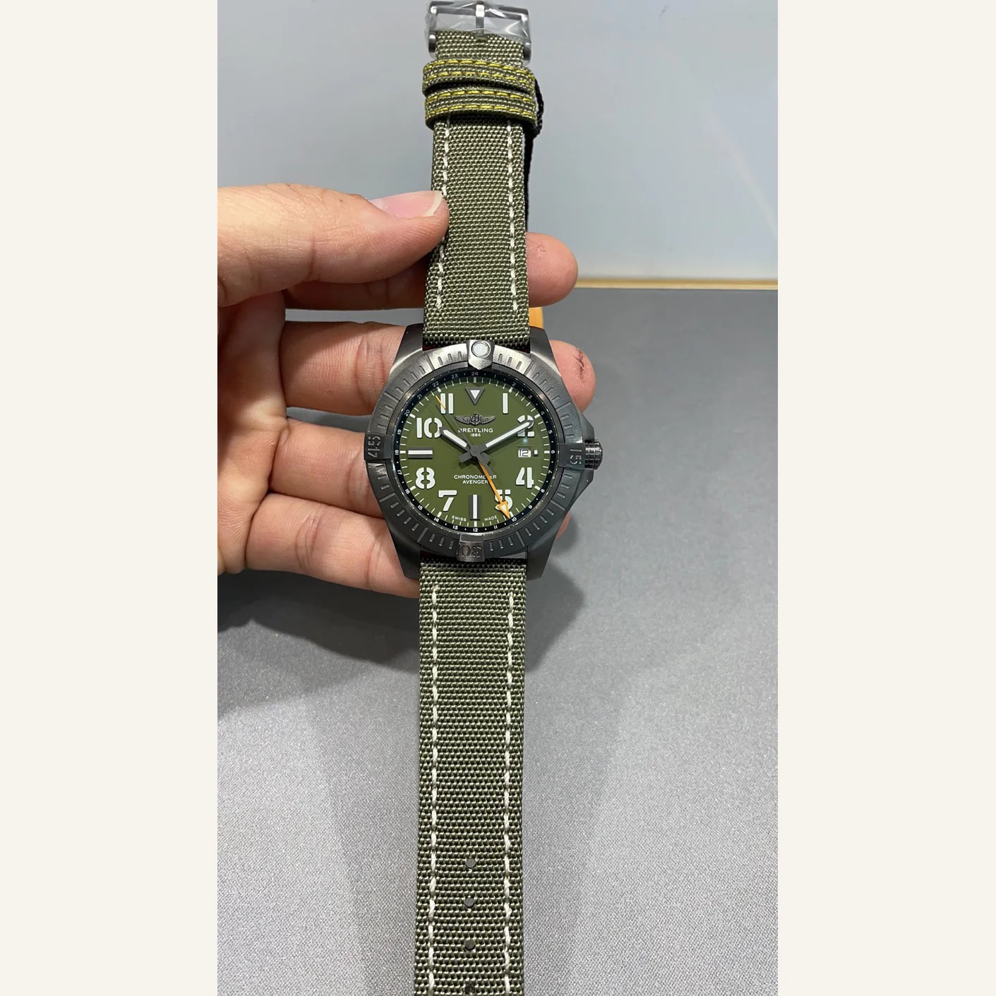 Breitling Avenger