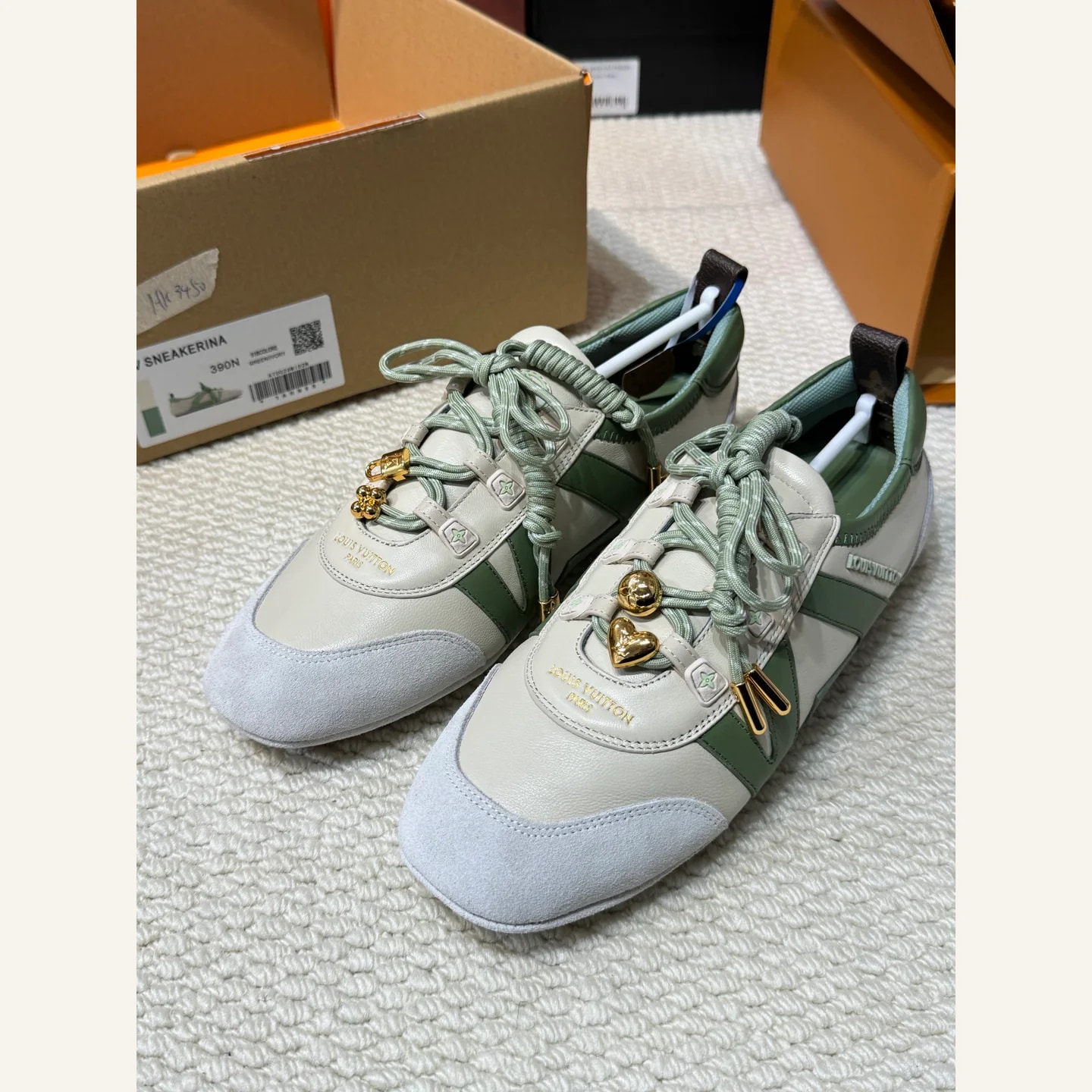 Louis Vuitton LV Runner Tatic Sneaker
