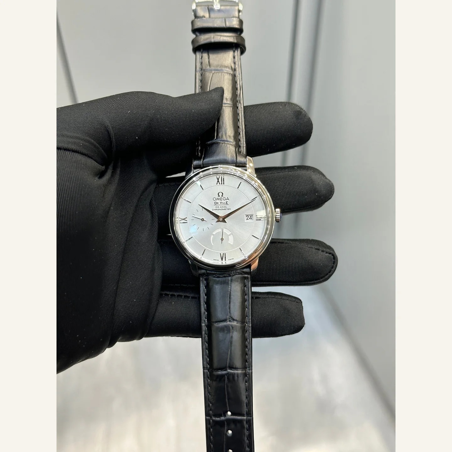 Omega De Ville