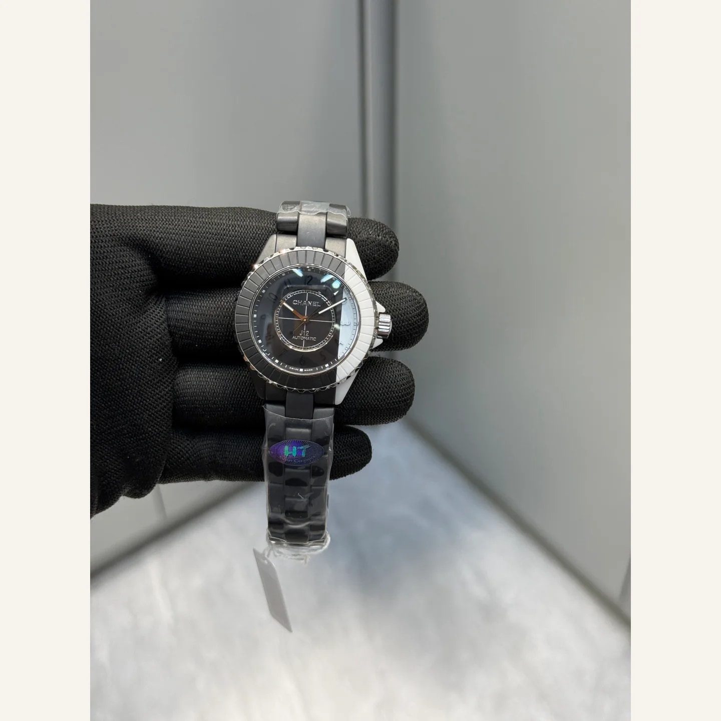CHANEL J12