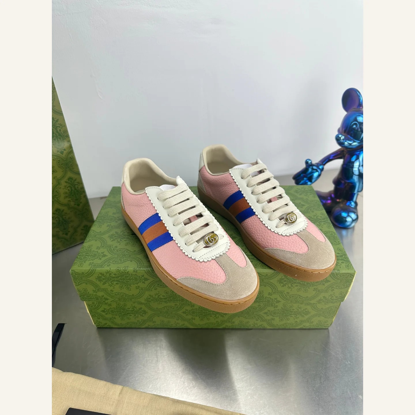 Gucci Retro Trainer Sneaker