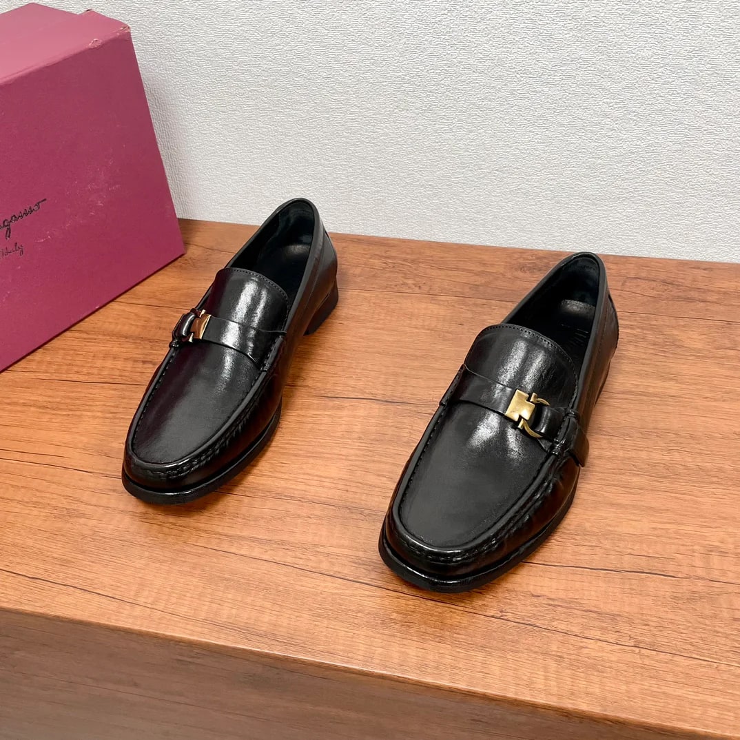 Ferragamo Gancini Loafer