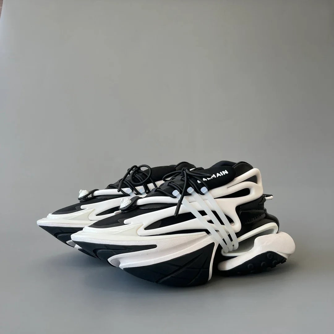Balmain Unicorn Low-Top Sneakers