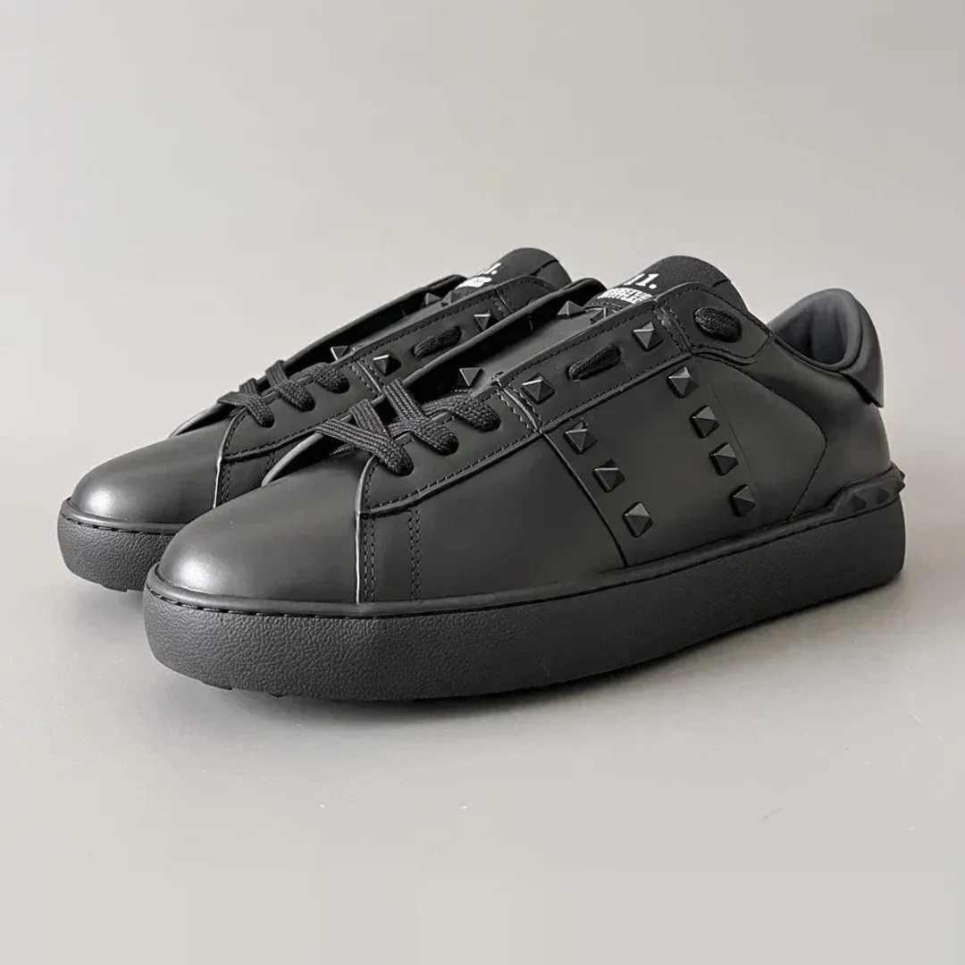 Valentino Garavani Rockstud Untitled Sneaker