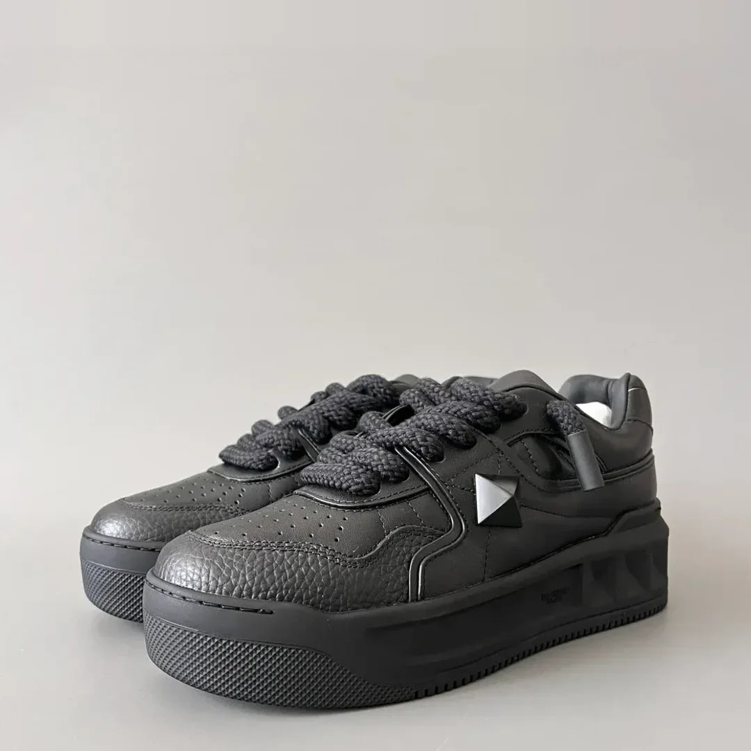 Valentino Garavani One Stud Sneaker