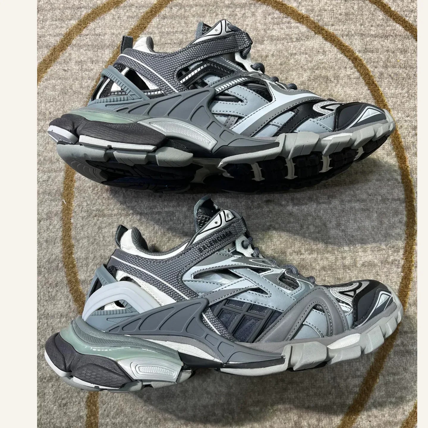 Balenciaga Runner Sneaker