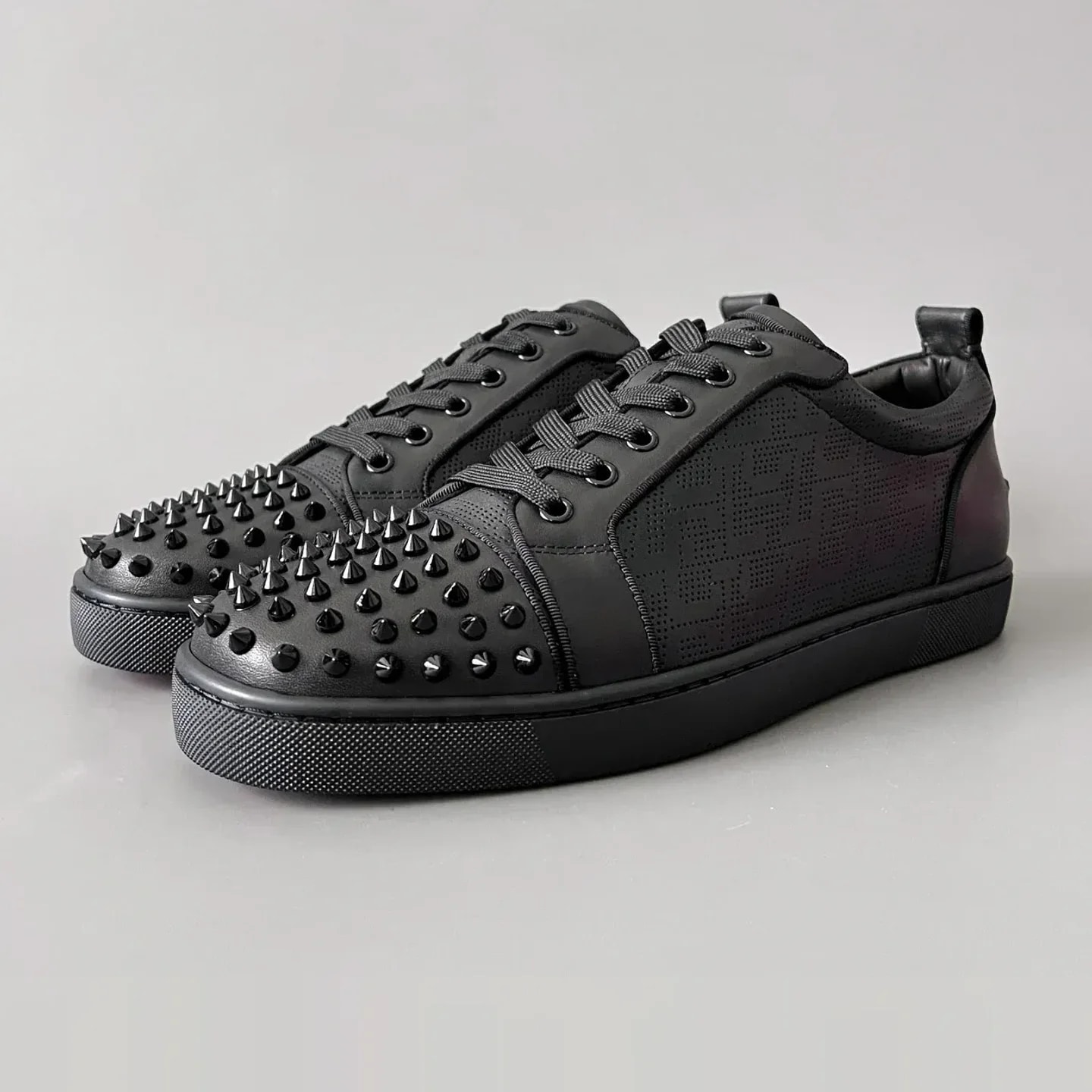 Christian Louboutin Louis Junior Spikes