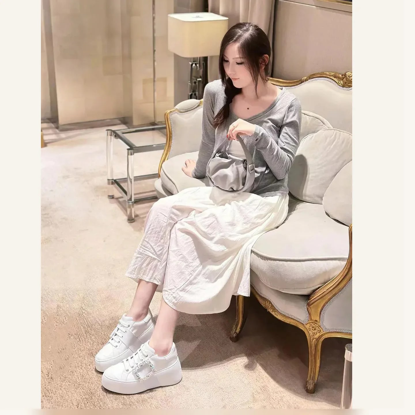 Roger Vivier Viv' Skate Sneaker