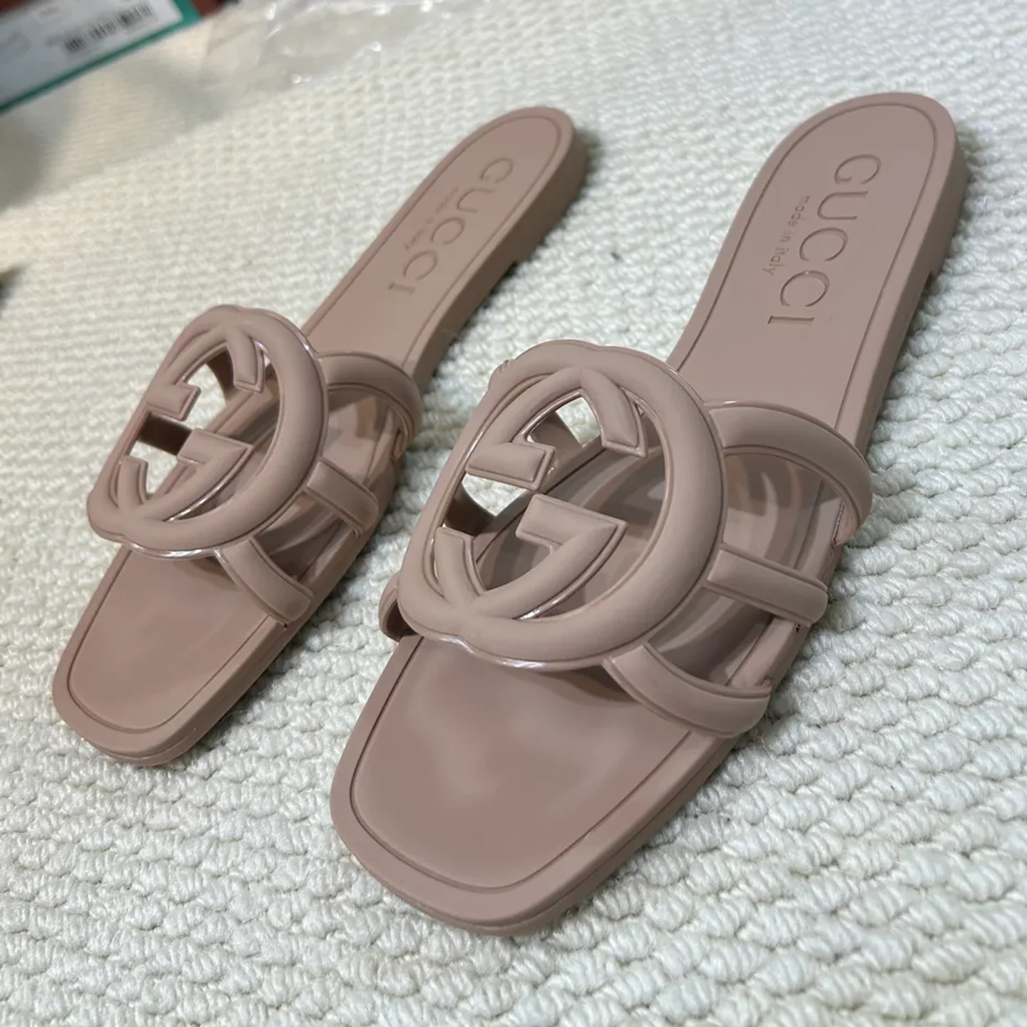 Gucci Interlocking G Slide