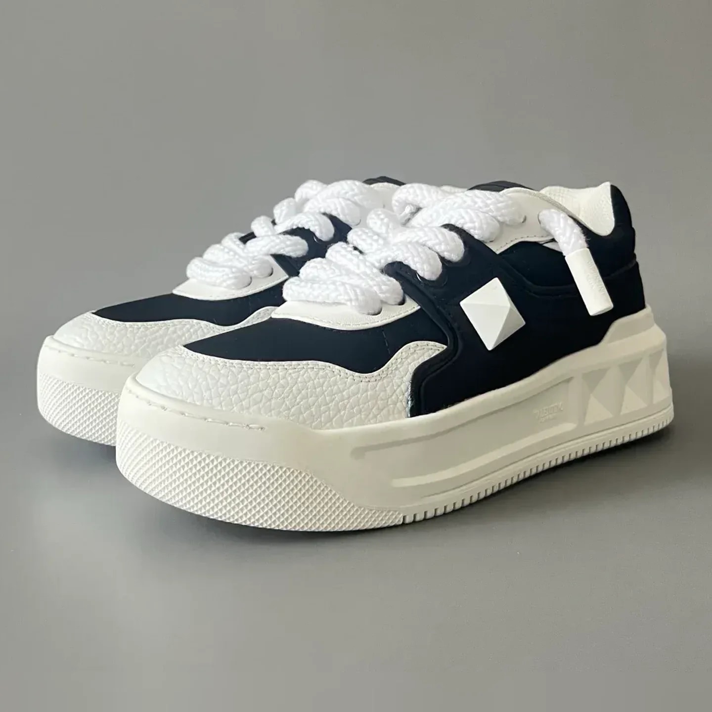 Valentino Garavani One Stud Sneaker