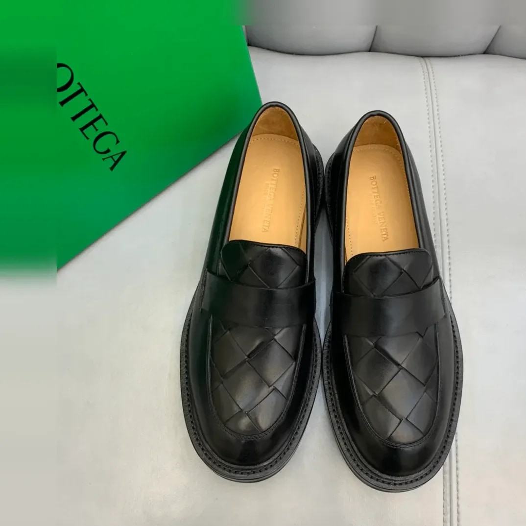Bottega Veneta Intrecciato Derby