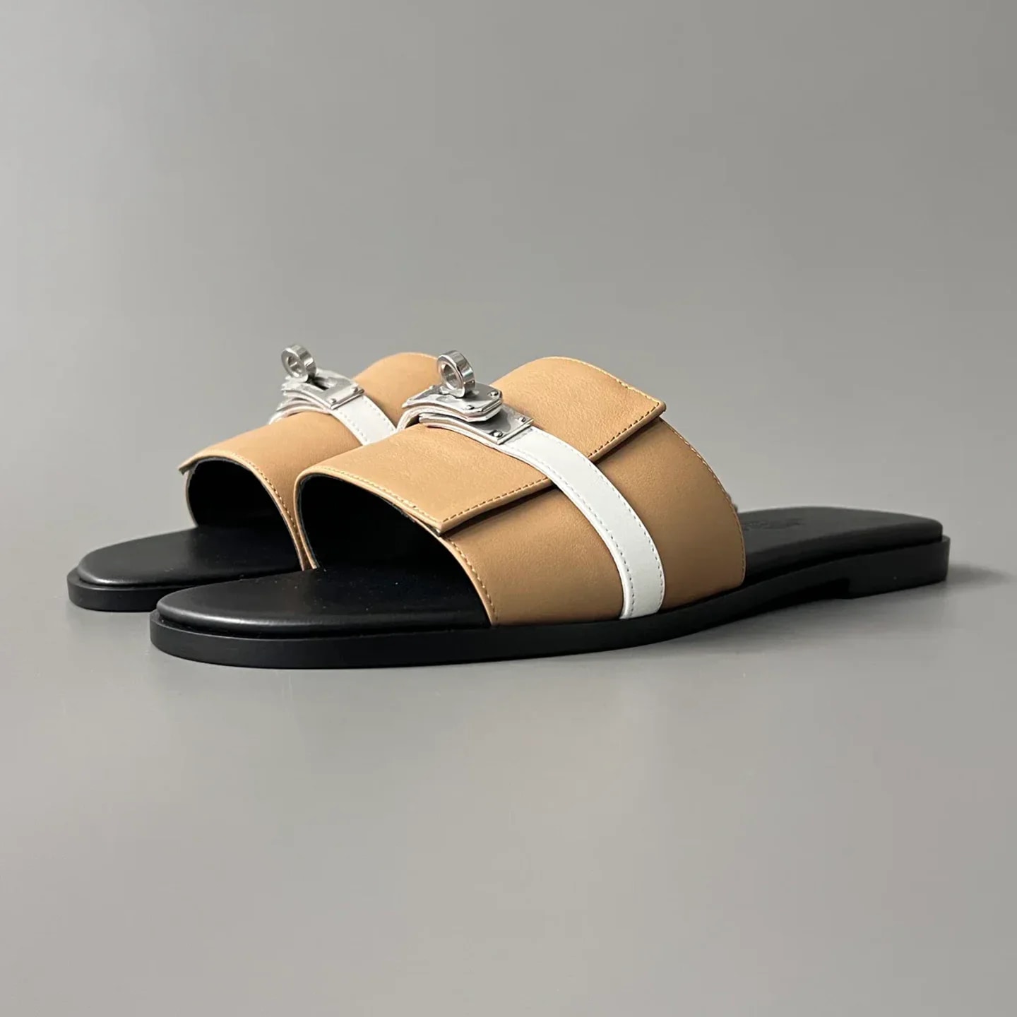 Hermès Giulia Sandal
