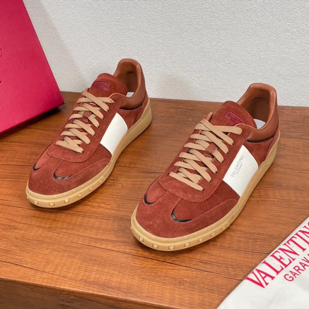 Valentino Garavani Upvillage Sneaker