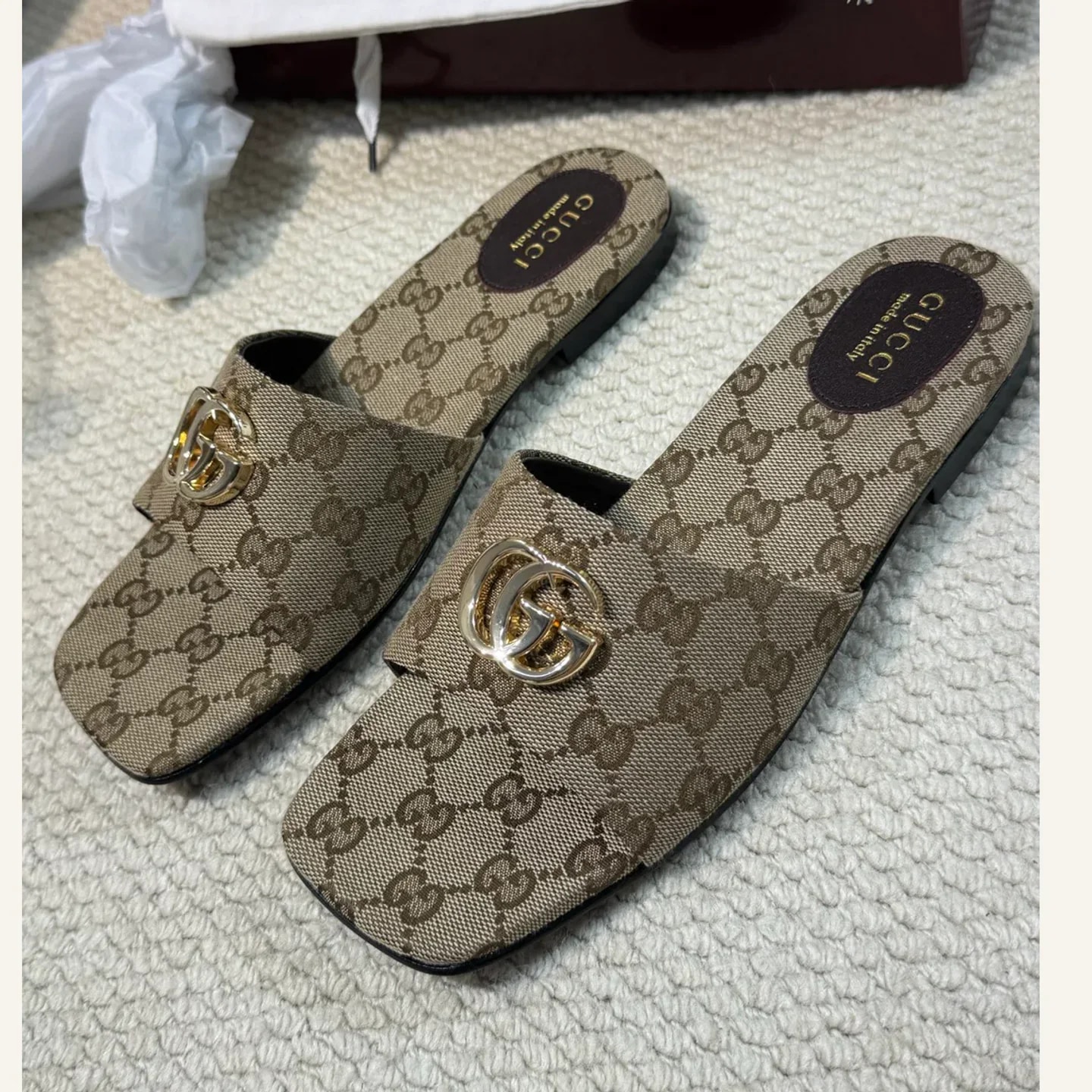 Gucci Interlocking G Monogram Slide