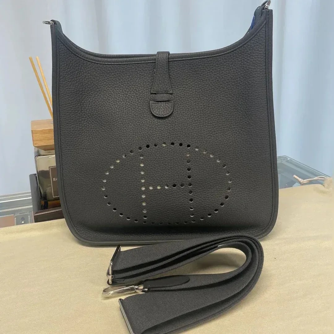 Hermès Evelyne III 29