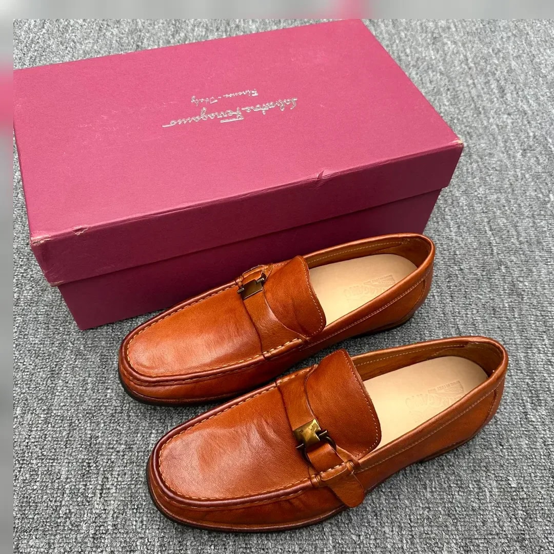Ferragamo Gancini Loafer