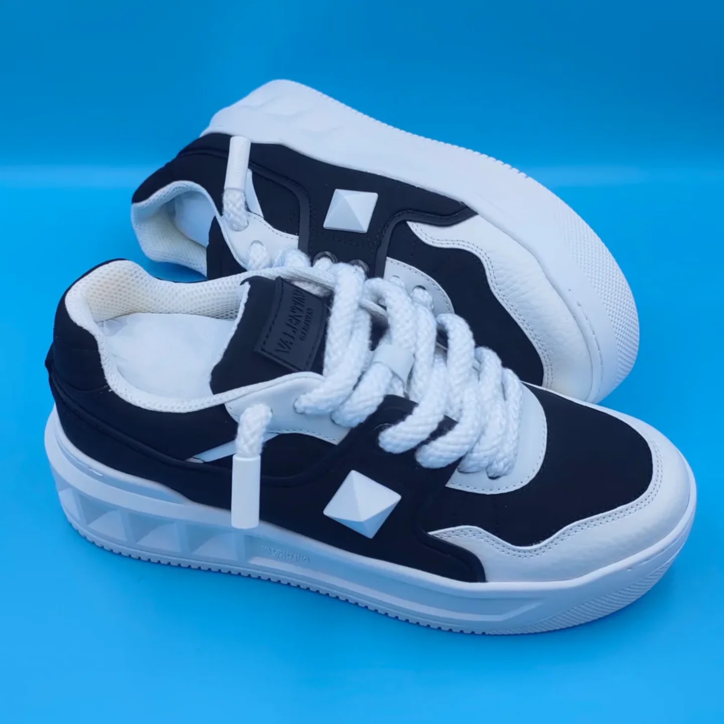 Valentino Garavani Open Sneaker