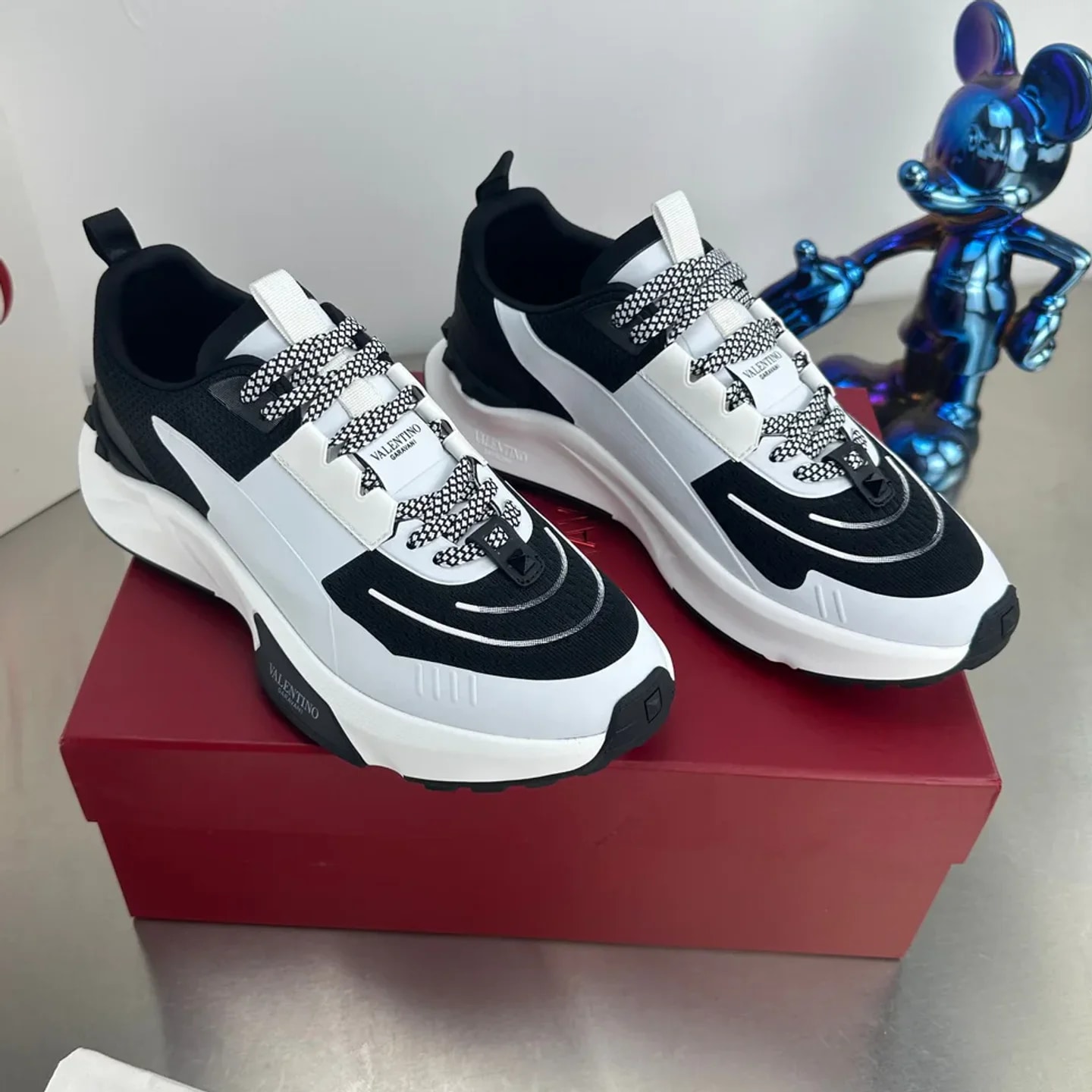 Valentino Garavani Freedots Sneaker